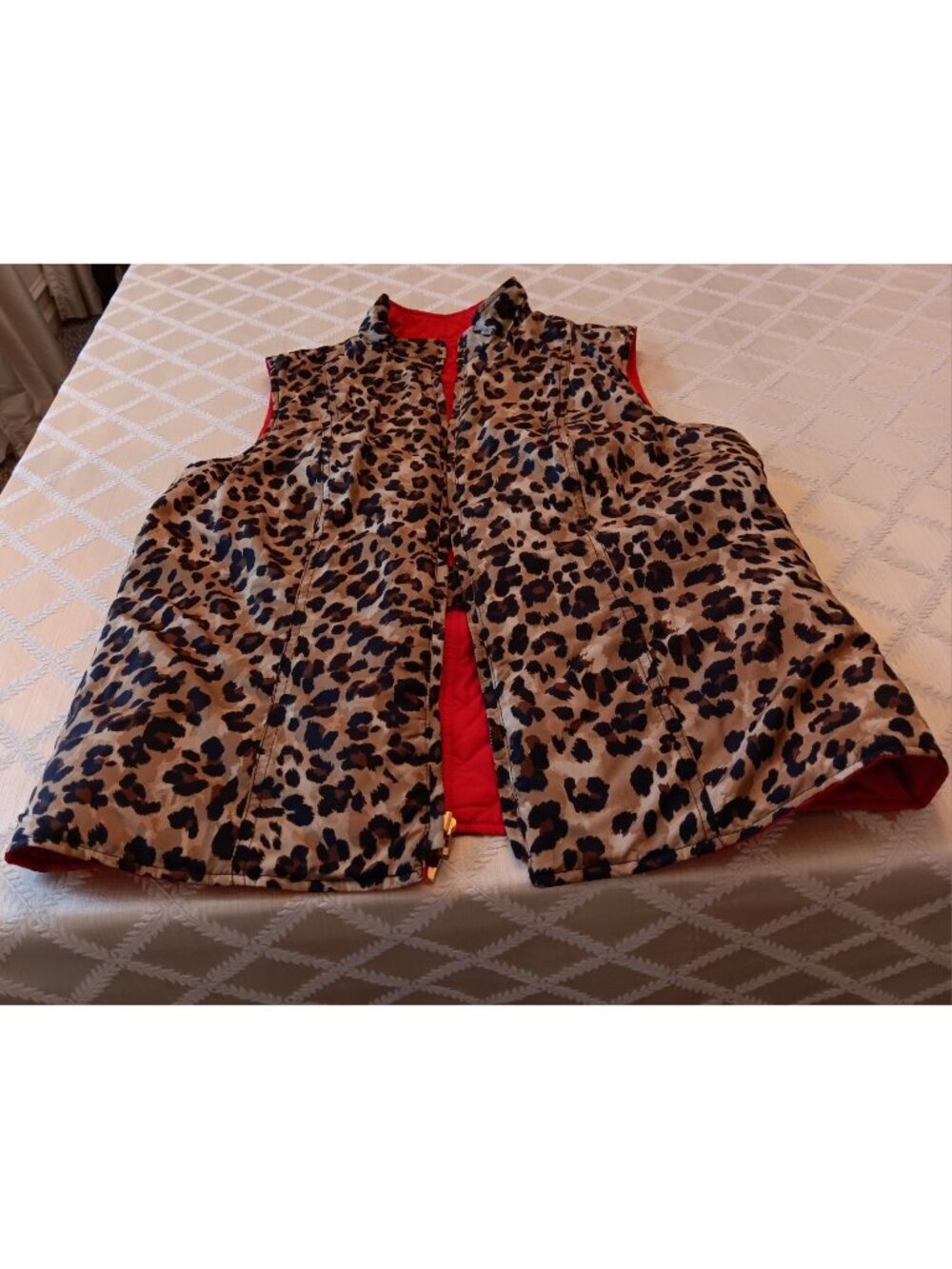 Charter Club Women’s Reversible Quilted Zip Vest Red/Leopard Print Pockets Sz L
